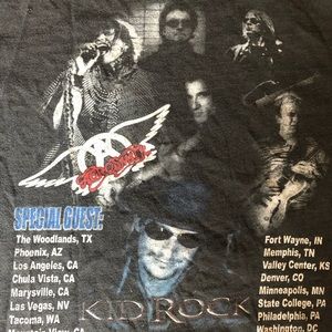 🎸🎵 Aerosmith + Kid Rock Official Tour  2002 Size Large Black T-Shirt 2002